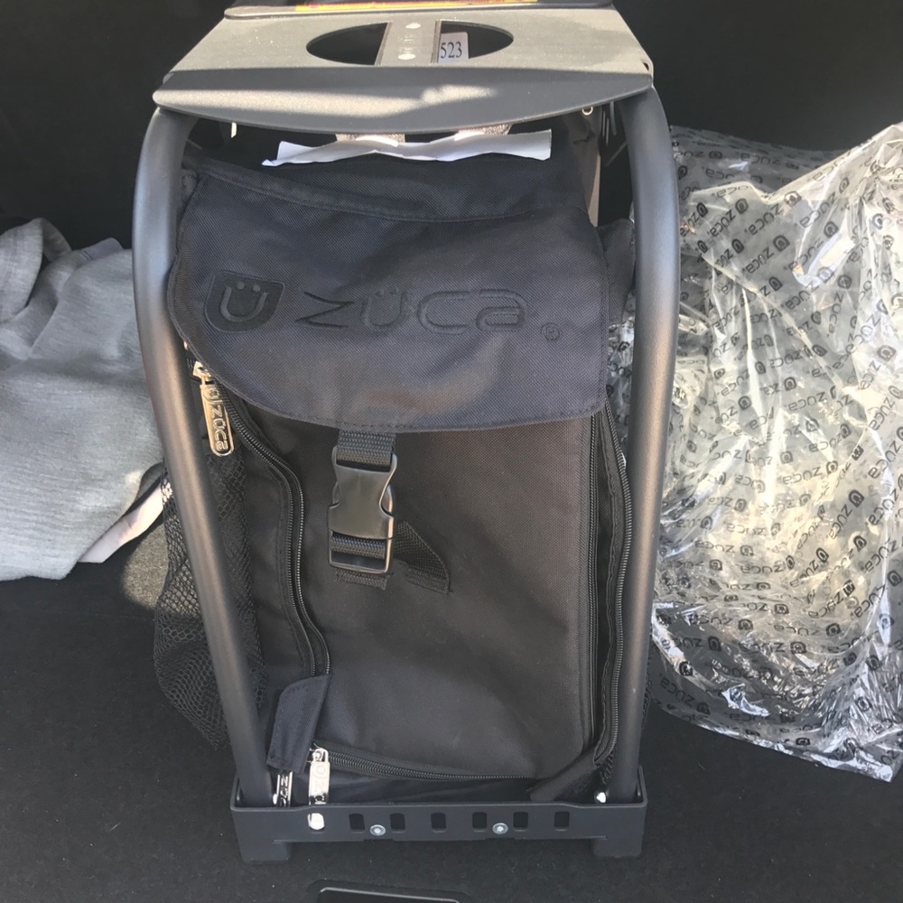 Brand.new Zuca bag  $200 retail 4 u $90